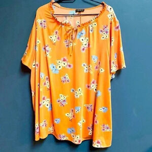 LANE BRYANT WOMENS SIZE 26/28 SHORT SLEEVE FLOWY PEACH FLORAL TOP CLEAN